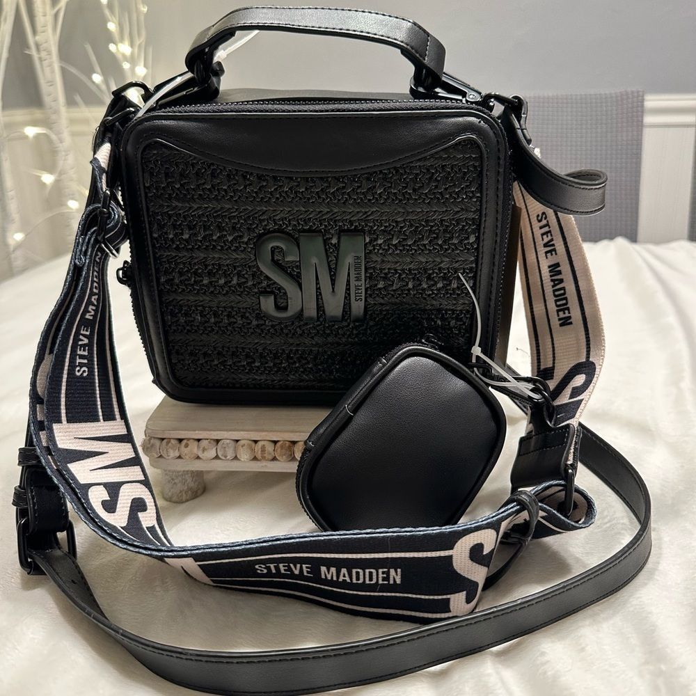 STEVE Madden Black Viral Tik Tok Handbag/Crossbody Bag NWT